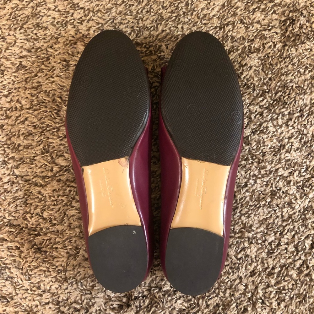 Like-new FERRAGAMO Varina Ballet Flats - Picture 11 of 14